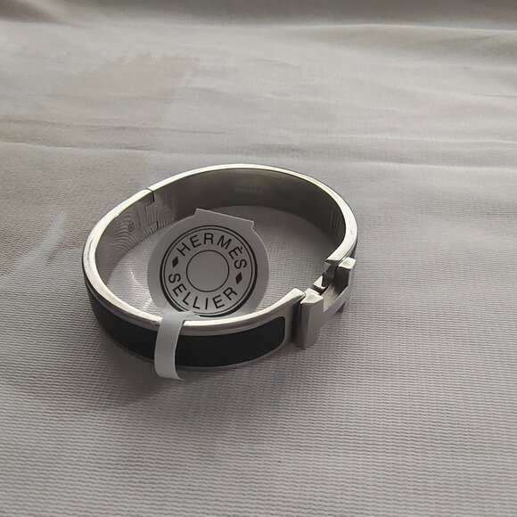 Hermes Clic H Black Enamel Bracelet - Picture 5 of 6